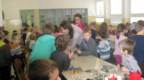 Burza hračiek