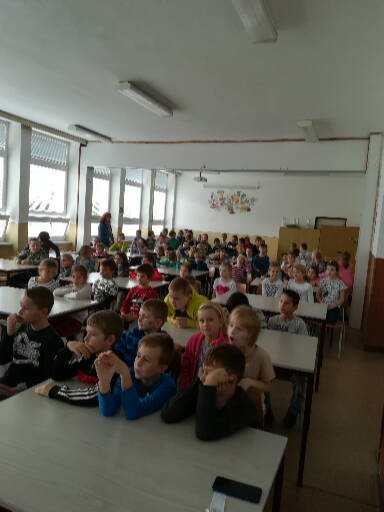 Ako to bolo kedysi - beseda s p. Vierkou Bokorovou v ŠKD