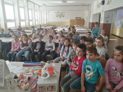 ˶Zúbky, zuby, zubiská - dentálna hygiena a starostlivosť o zuby˝
